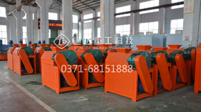 對輥擠壓造粒機的擠出形式