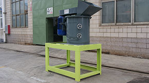 �ЙC�ʷ���C��γ��F�����φ��}�ķ���