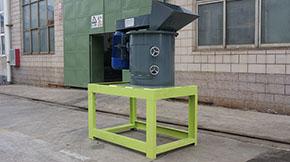 ��ʽ����C�ĽM�ɼ������c